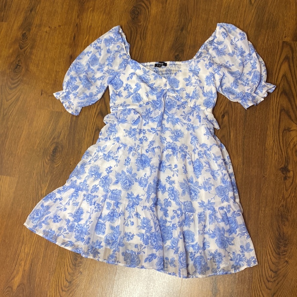 🌹 Trixxi 🌹 NWT Blue & White Floral Ruffle Babydoll Dress - Picture 10 of 16